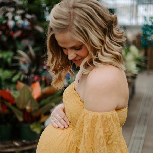 Meet your Posher, Rachel - Picture 1 of 1